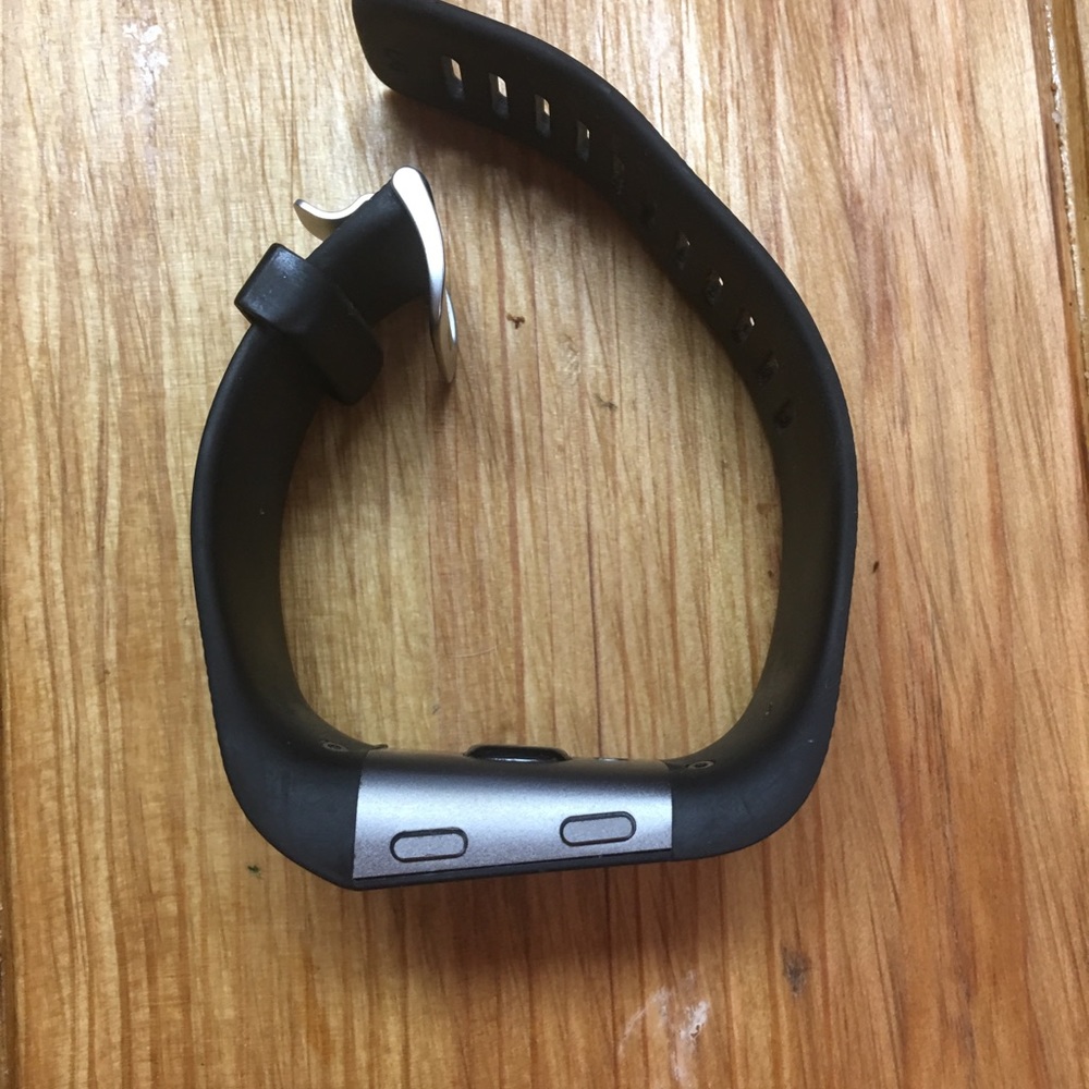 Fitbit Surge - image 1